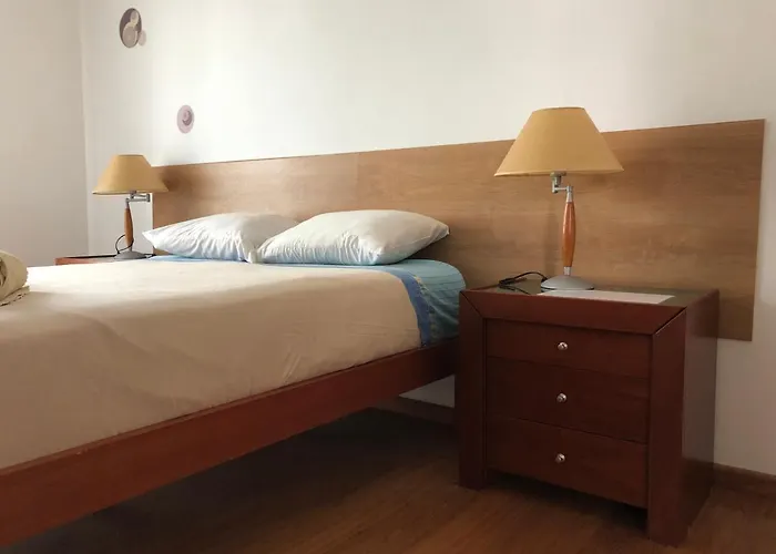 Azores Holidays House -B&B - Suites - Self Check-In Keyboard